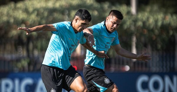 Versus / ¿Por qué Olimpia entrena en la Conmebol?