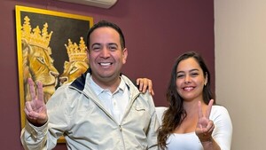 Larissa Riquelme entró a la política y se trenzó con criticones
