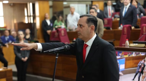 Alfonso Noria asume como senador suplente tras designación de Leite
