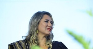 Peña ordena acelerar la anexión de Turismo al MIC y expone a Duarte