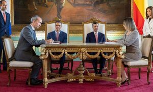 Paraguay y España firman acuerdo