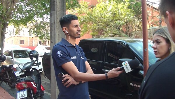 Propietarios de lujoso vehículo hurtado exige avances en la investigación