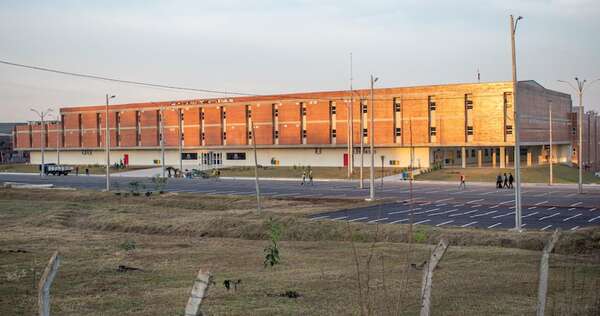 Este viernes será inaugurado el Gran Hospital del Sur en Encarnación - Nacionales - ABC Color