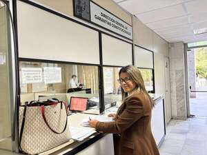 Alejandra Peralta se afilió a la ANR: ¿cuál es su objetivo?  - Política - ABC Color