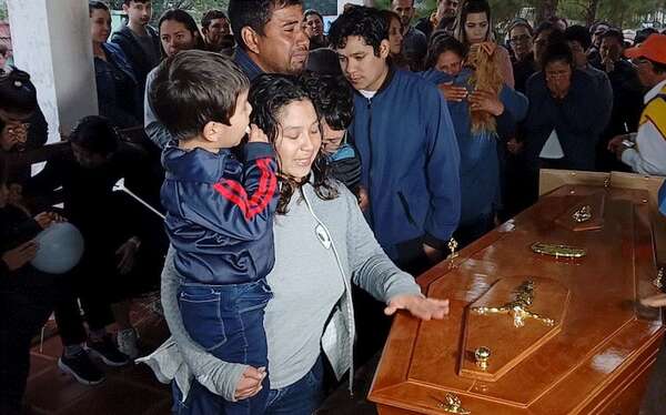 Este es el duro mensaje de la madre de Melania contra Santi Peña - Policiales - ABC Color