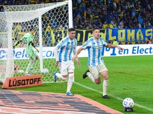 Versus / Tucumán, con gol paraguayo, deja a Boca fuera de la Copa Argentina