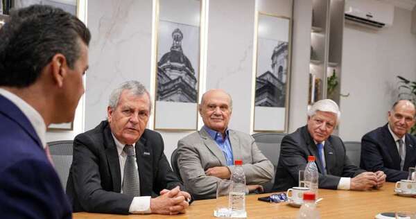 Gobierno impulsa oportunidades de inversión con la Cámara de Construcción de Chile