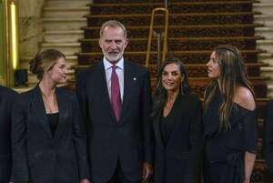 Te mostramos las mejores fotos de la familia real de España en la entrega de los Premios Princesa de Girona - Gente - ABC Color