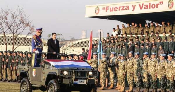 La Nación / Cartes expresa gratitud al Ejército paraguayo