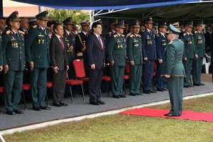 Cartes recuerda y felicita al Ejército Paraguayo en su día - ADN Digital