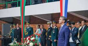 La Nación / Peña encabezó el acto de conmemoración del Día del Ejército Paraguayo