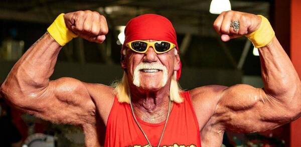 ¡Omano el actor y luchador Hulk Hogan!