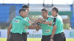 Árbitros listos para la 19ª fecha
