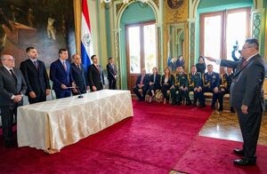 Titular de la Corte Suprema integró mesa de honor en juramento de embajador ante los Estados Unidos