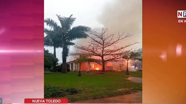 Rayo incendia una vivienda en Nueva Toledo