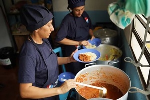 Estudiante denuncia hambre y precariedad en escuelas