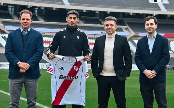 Versus / El impensado equipo paraguayo en el que jugó Juan Carlos Portillo, refuerzo de River