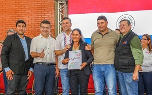 Tras siete décadas, campesinos de colonia Andrés Barbero recibirán sus títulos de propiedad - ADN Digital