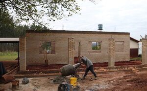 Avanzan obras de cocina comedor en comunidades indígenas de Presidente Franco