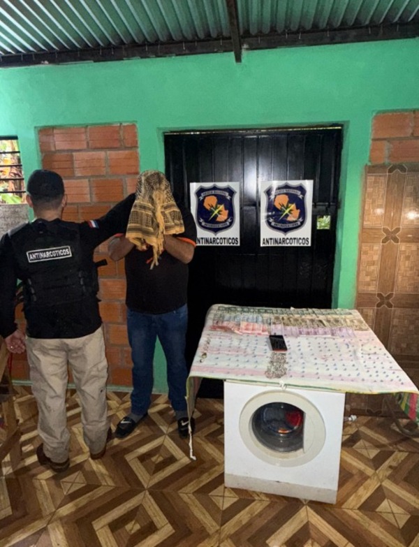 Popular / Allanamiento deja un detenido y más de 166 dosis de crack incautadas