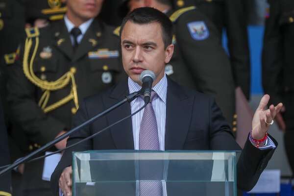 Noboa recorta Gobierno de Ecuador de 20 a 14 ministerios y despide a 5.000 funcionarios - Mundo - ABC Color