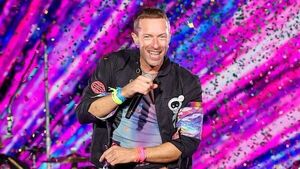 Popular / (VIDEO) ¡Mi país, mi país! ¡Cantante de Coldplay reconoció la bandera paraguaya!