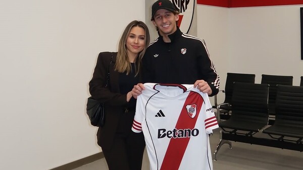 Popular / ¡La novia de Matías Galarza le dejó un mensaje chulinísima por su pase a River Plate!