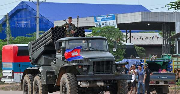La Nación / Tailandia advierte de riesgo de guerra con Camboya tras intensos combates