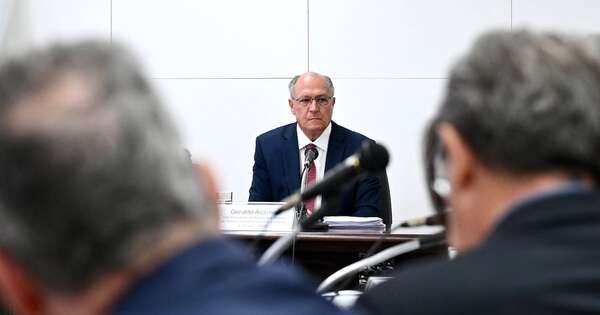 La Nación / Vicepresidente de Brasil conversa con EE. UU. para revertir aranceles