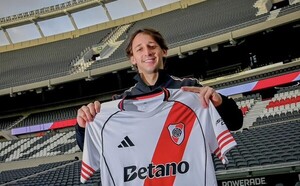 La elevada cláusula de recisión que le puso River Plate a Matías Galarza