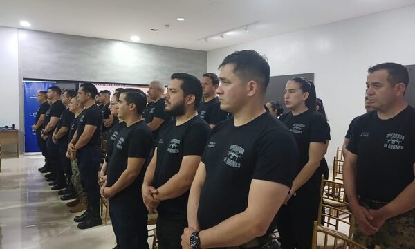 Egresan policías operadores de dron