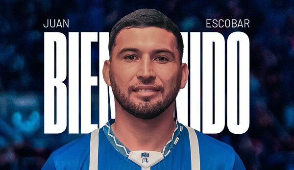 Versus / Juan Escobar vuelve al fútbol sudamericano y fue presentado en su nuevo equipo