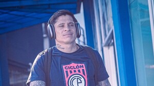 El fútbol árabe tienta a Juan Manuel Iturbe