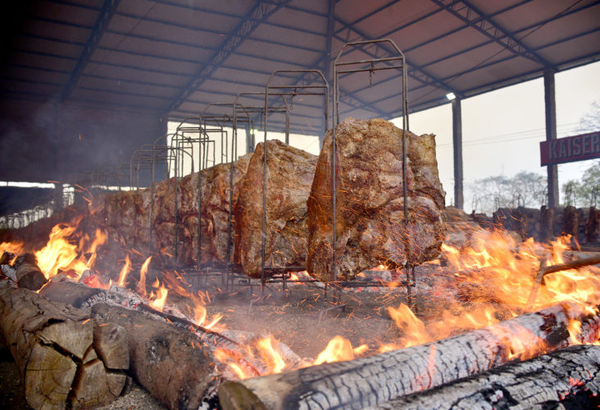 Declaran de “Interés turístico” la Fiesta de la Costilla de Naranjal - La Clave