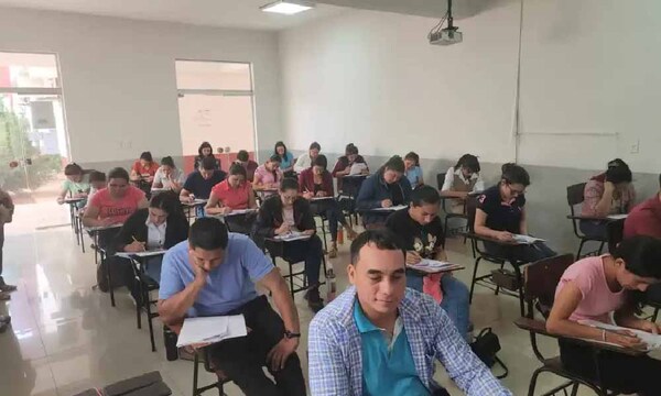 Ministro de Educación resalta exigencia de examen que tuvo el 70% de docentes aplazados – Prensa 5