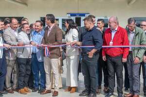“Falta muchísimo en Salud”, reconoce Peña en inauguración del Gran Hospital del Sur - Política - ABC Color
