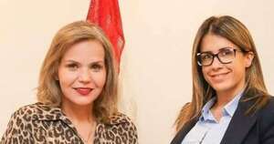 La Nación / Revés inesperado para Lilian: poco después de sumarse, Alejandra Peralta renuncia a la ANR