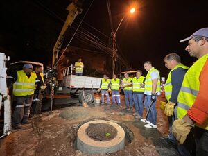 Tapas antirrobo: ESSAP reemplaza las de hierro buscando frenar los robos » San Lorenzo PY