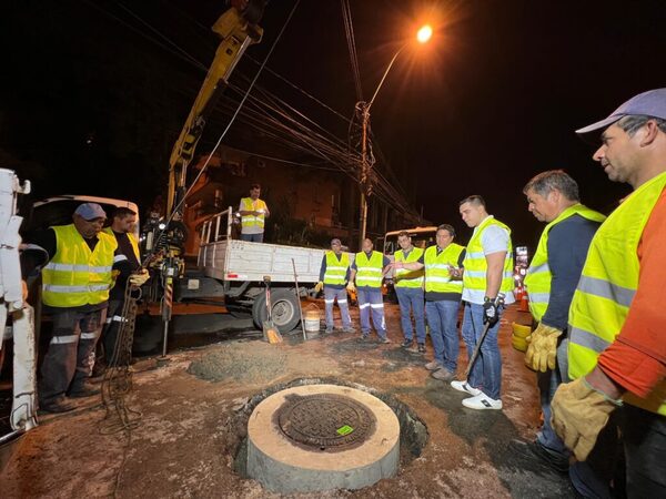 Tapas antirrobo: ESSAP reemplaza las de hierro buscando frenar los robos » San Lorenzo PY
