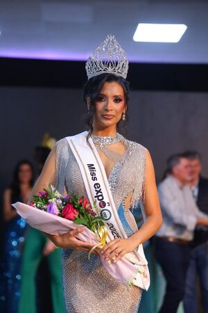 Popular / ¡Fue electa la Miss Expo Paraguay 2025: Es la bellísima Luján Díaz!