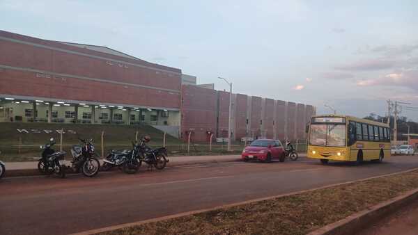 Garantizan servicio de transporte al Hospital General de Itapúa