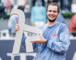 Tenis: Bublik se consagra en Kitzbühel - Polideportivo - ABC Color