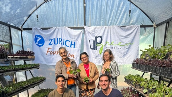 Jardines verticales: El verde como terapia para la vejez digna y activa