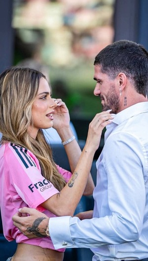 Popular / ¡Tini y De Paul blanqueron su "vuelta" en presentación del Inter de Miami!