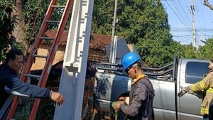 Trabajador tercerizado de la ANDE muere electrocutado en Altos