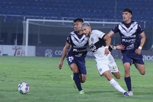 Tarde de fútbol en Villeta - ADN Digital