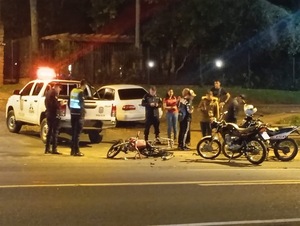 Motociclista en estado grave tras accidente en la Ruta PY06, en Trinidad