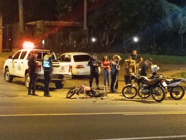 Motociclista en estado grave tras accidente en la Ruta PY06, en Trinidad