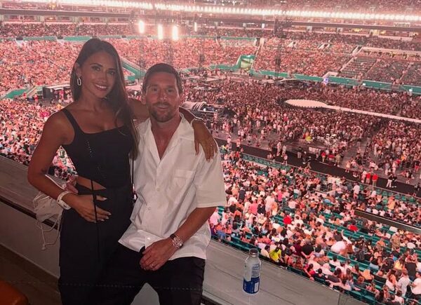Messi estuvo junto a su familia en el concierto de Coldplay