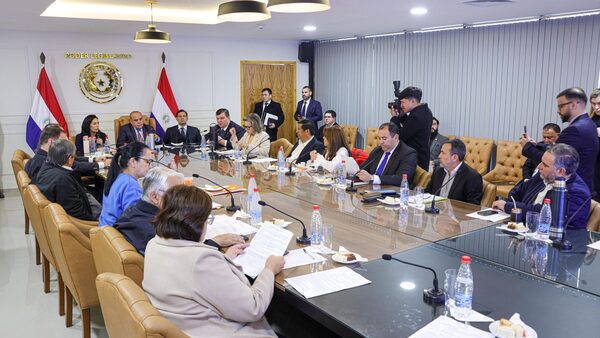 Reforma del transporte público no elimina subsidio y propone separar funciones